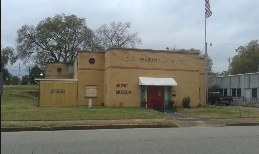 Earl Peanutt Montgomery's Music Museum